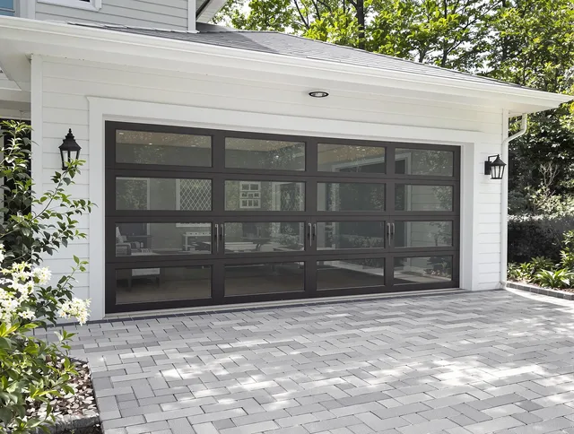 New Franklin Garage Door Repair design specialist presenting custom garage door options to New Franklin homeowner